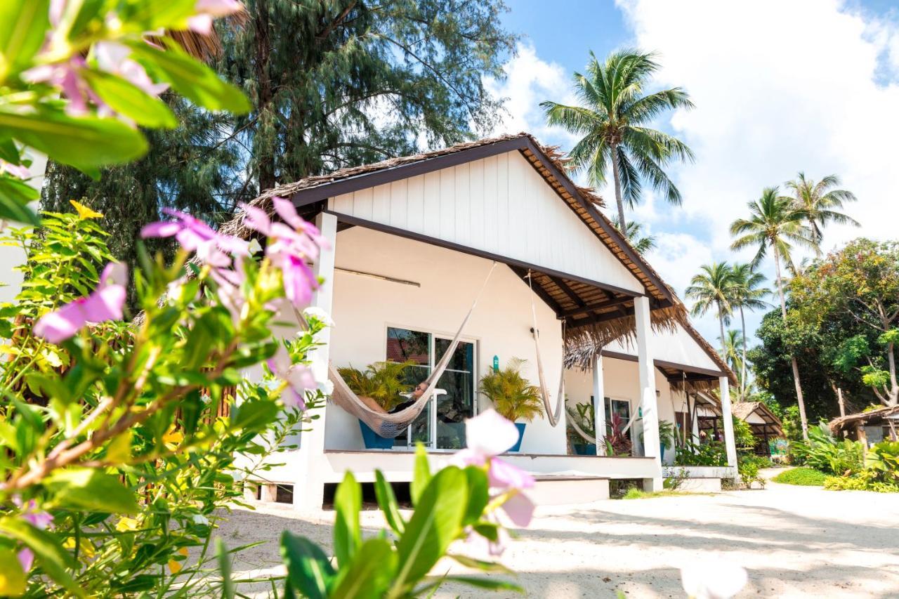 Sarana Bungalows (Adults Only) Baan Tai Εξωτερικό φωτογραφία