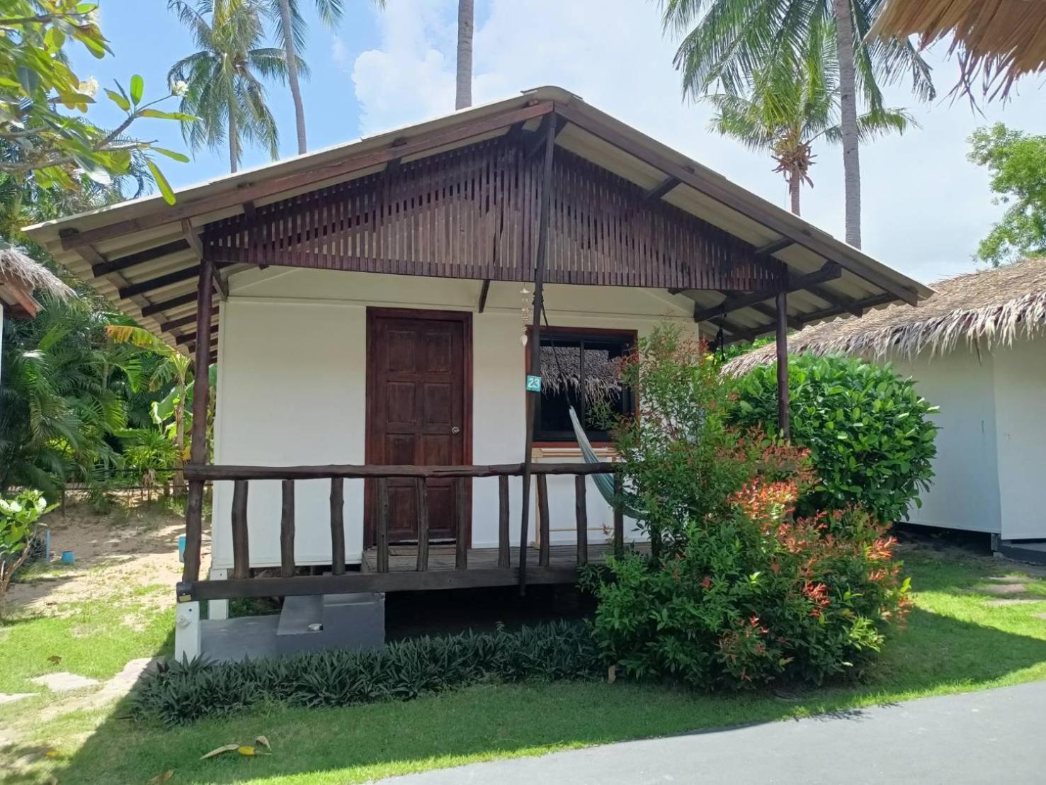 Sarana Bungalows (Adults Only) Baan Tai Εξωτερικό φωτογραφία